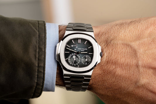 Hands on Patek Philippe 5712 V2 from PPF with full functions as genuine