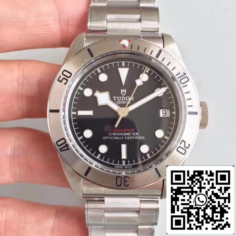 Tudor Heritage Black Bay M79730-0001 ZF Factory 1:1 Best Edition Swiss ETA2824-2 Superlumed Dome-shaped Black Dial