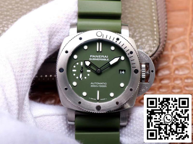 Panerai Submersible PAM01055 1:1 Best Edition VS Factory Green Dial Swiss P9000