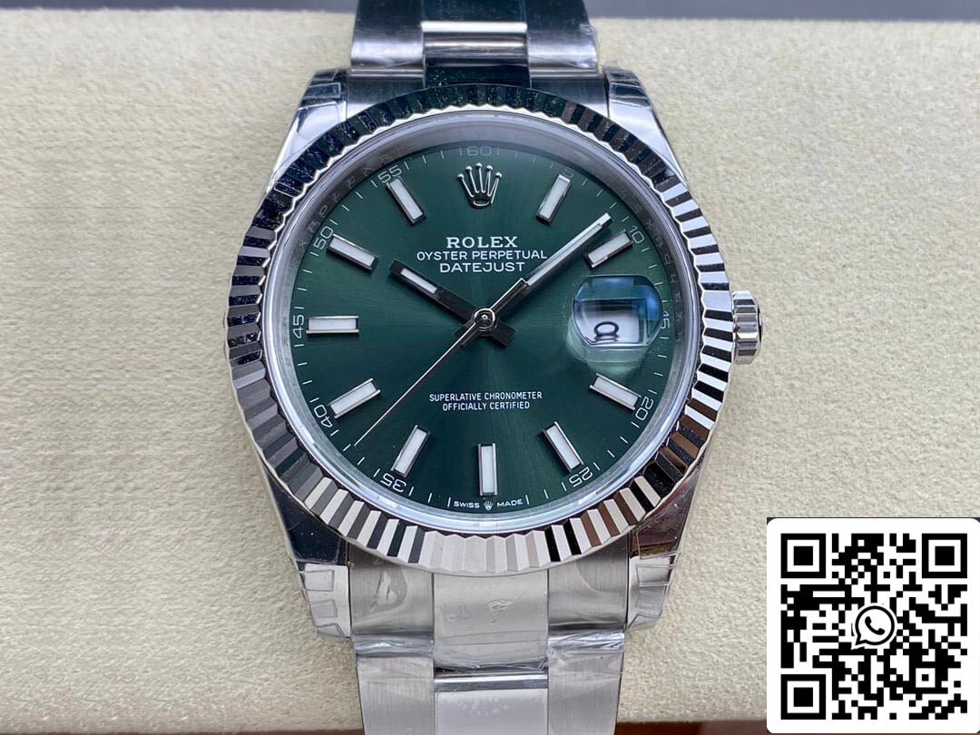 Rolex Datejust M126334-0028 41 mm Correa Oyster VS Esfera verde de fábrica