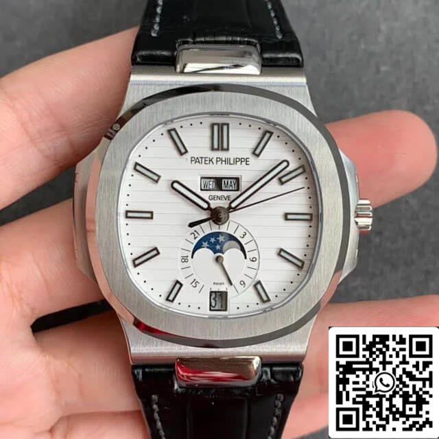 Patek Philippe Nautilus 5726/1A-014 1:1 Best Edition GR Factory Cinturino in pelle blu