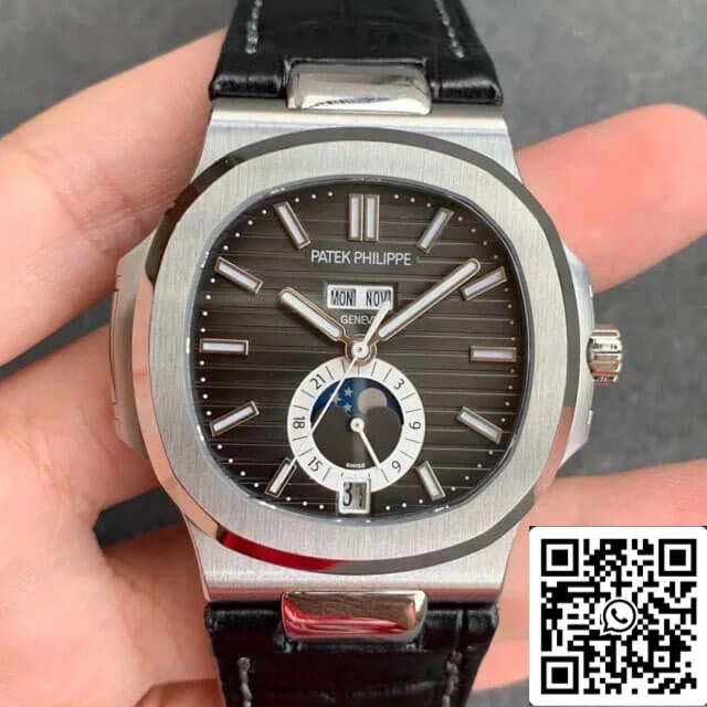 Patek Philippe Nautilus 5726/1A-014 1:1 Best Edition GR Factory Cinturino in pelle blu