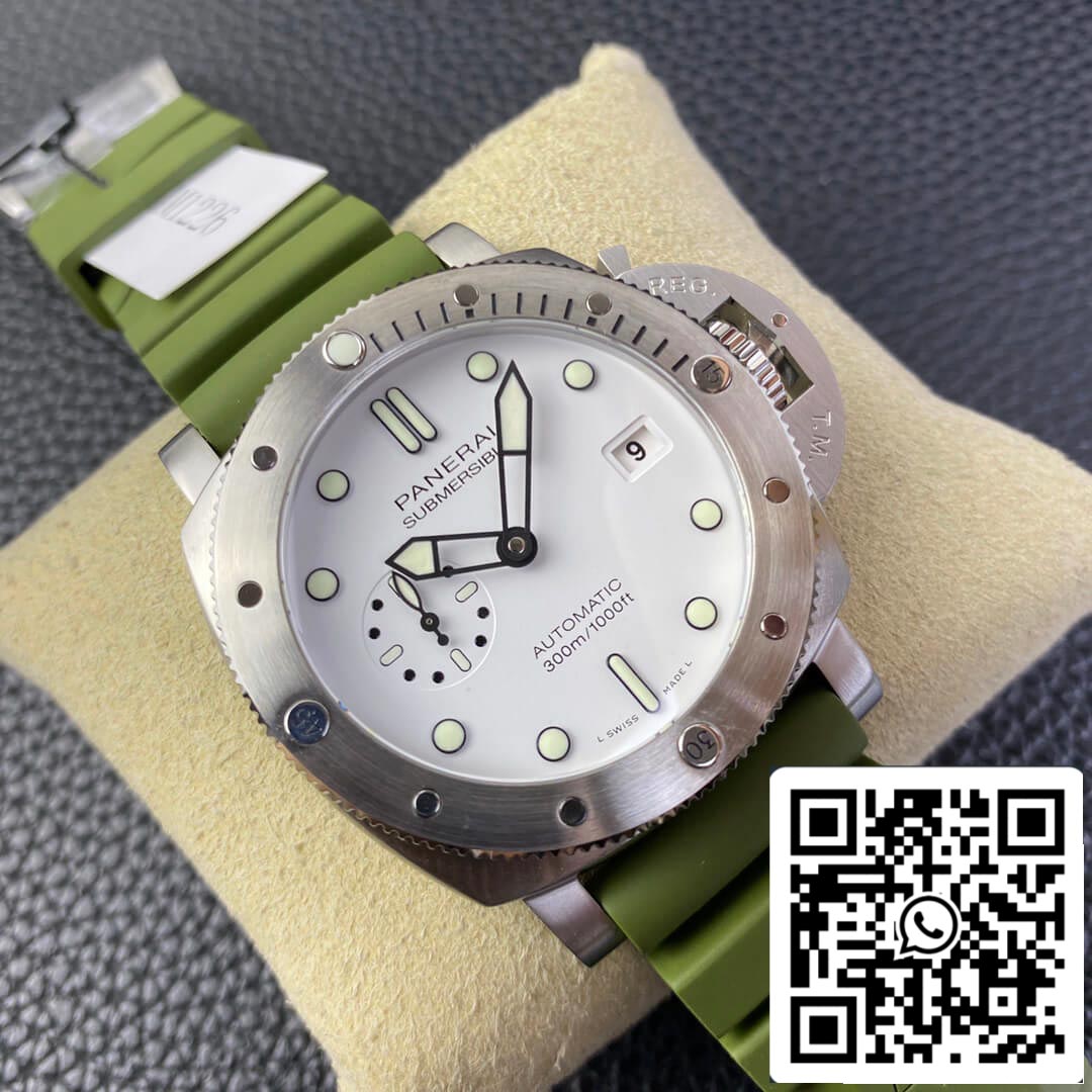 SBF Panerai Submersible PAM01226 1:1 Best Edition VS Factory White Dial