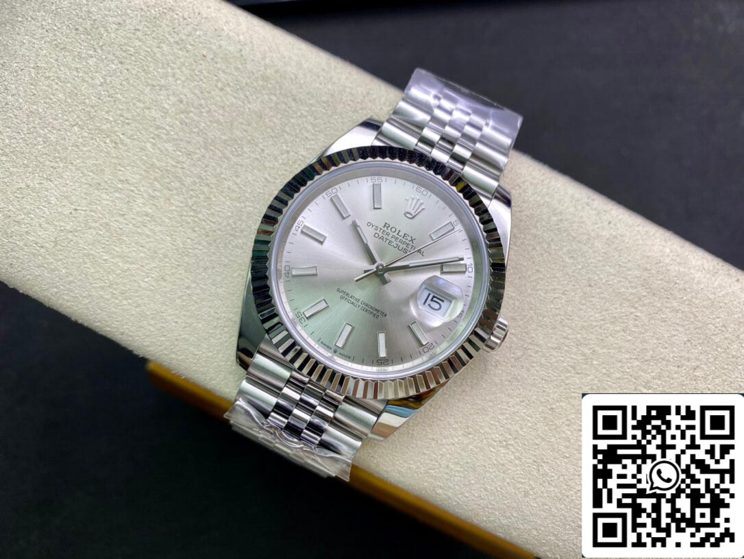 Rolex Datejust M126334-0004 cinturino Jubilee da 41 mm quadrante bianco pulito di fabbrica