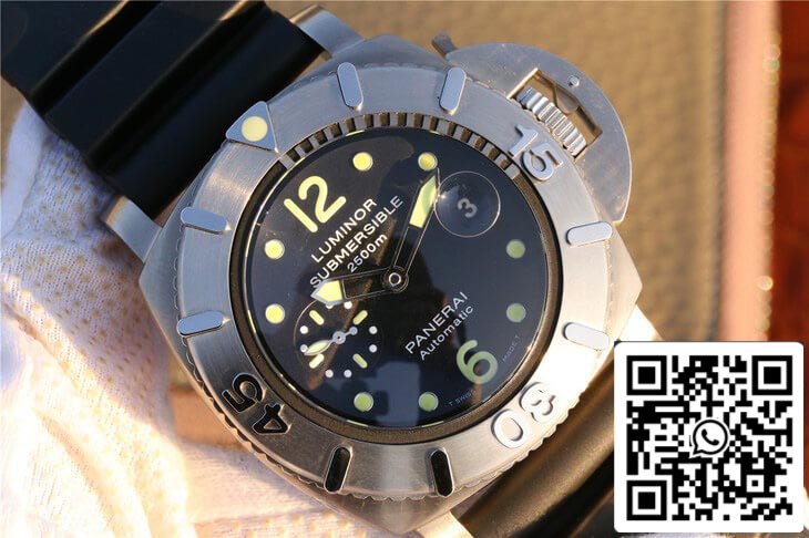 Panerai Submersible PAM 00194 1:1 Best Edition VS Factory Black Dial