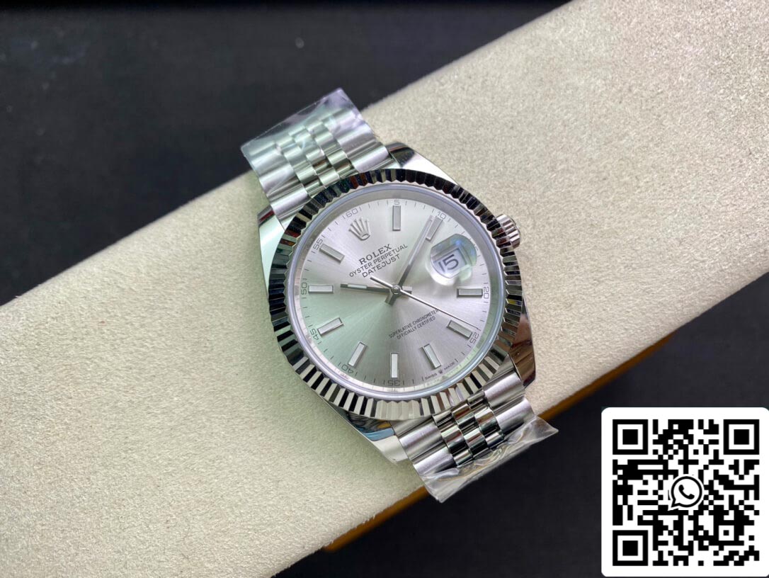 Rolex Datejust M126334-0004 cinturino Jubilee da 41 mm quadrante bianco pulito di fabbrica