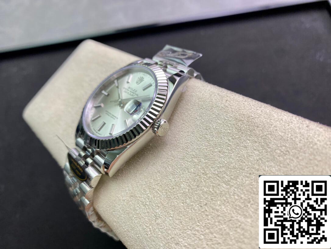 Rolex Datejust M126334-0004 cinturino Jubilee da 41 mm quadrante bianco pulito di fabbrica