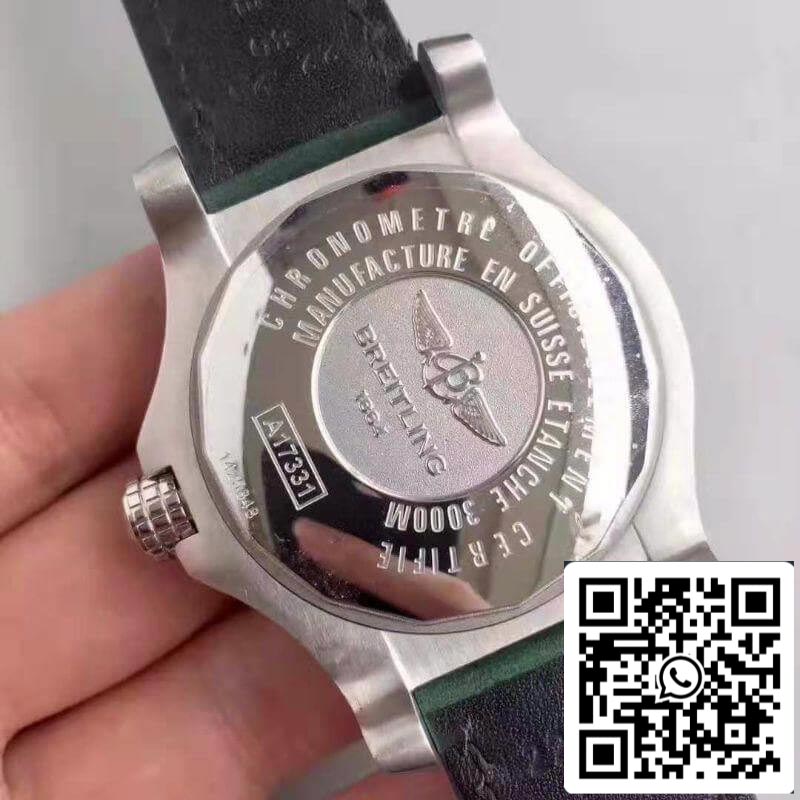 Breitling Avenger II A1733110/BC30/435X/A20BASA.1 GF Factory 1:1 Best Edition Swiss ETA2836 Dark Green Dial US Replica Watch