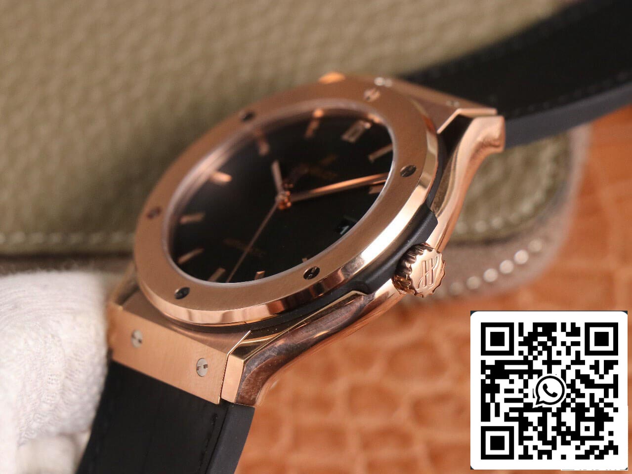 Hublot Classic Fusion 511.OX.1181.LR 1:1 Best Edition WWF Factory Rose Gold Black Dial US Replica Watch