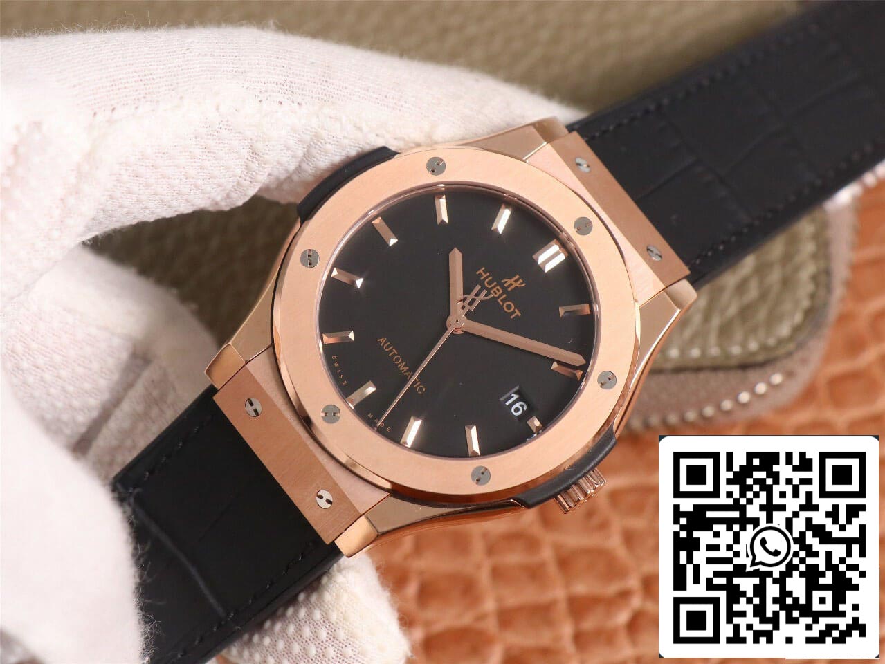 Hublot Classic Fusion 511.OX.1181.LR 1:1 Best Edition WWF Factory Rose Gold Black Dial US Replica Watch