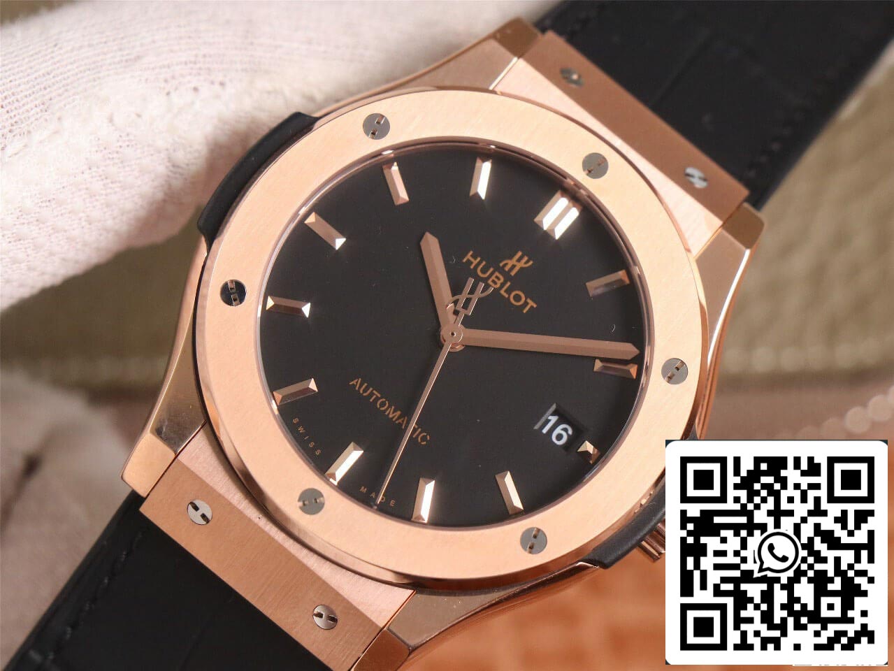 Hublot Classic Fusion 511.OX.1181.LR 1:1 Best Edition WWF Factory Rose Gold Black Dial US Replica Watch