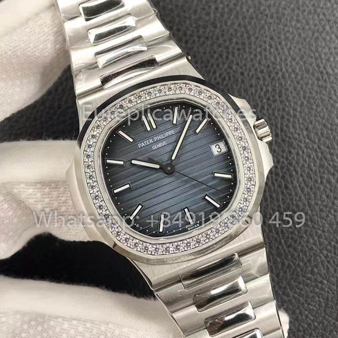 Actualización 1:1 de Patek Philippe 5713/1G-010 Mejor clon de fábrica 3K Versión más reciente