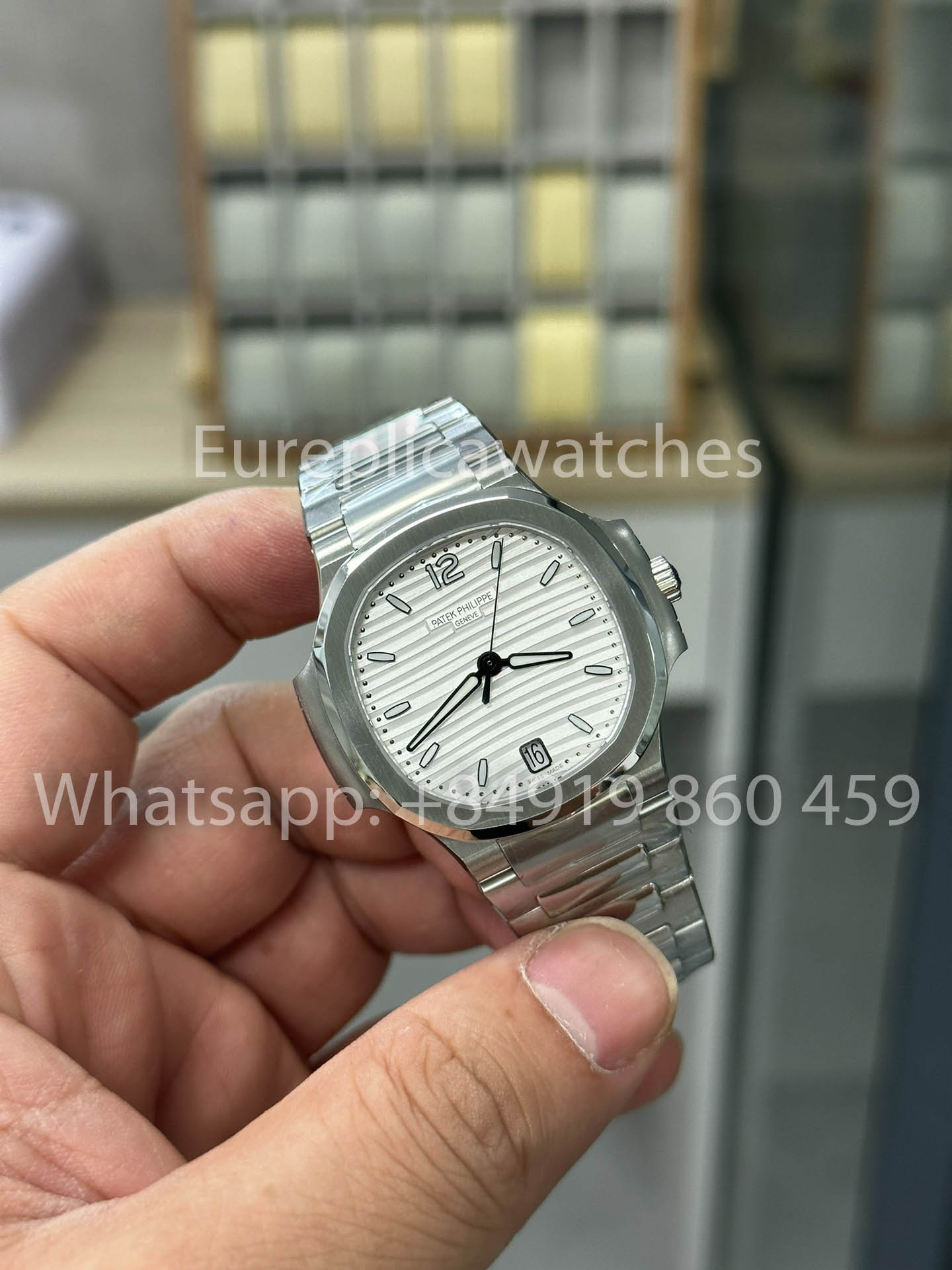 Patek Philippe Nautilus Ladies 7118/1A-010 3K Factory 1:1 Mejor clon Versión más reciente