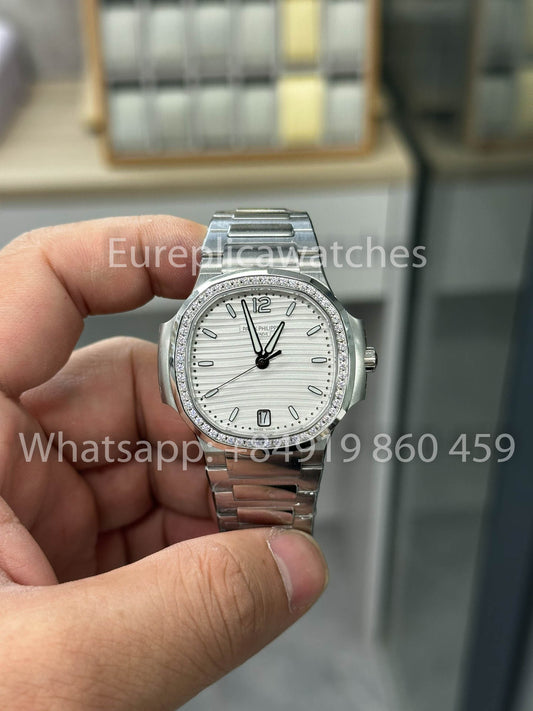 Patek Philippe Nautilus 7118/1200A-010 1:1 Mejor edición 3K Factory Esfera blanca Versión más reciente