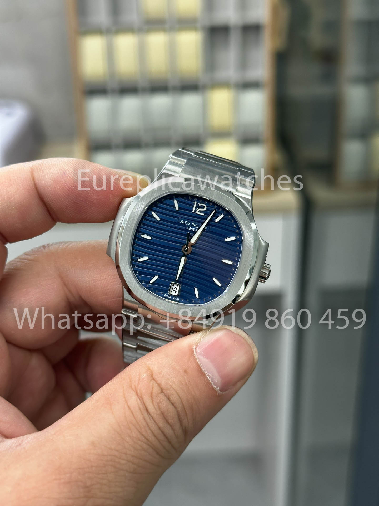 Patek Philippe Nautilus Ladies 7118/1A-001 de acero inoxidable de 3K Factory, versión 2025