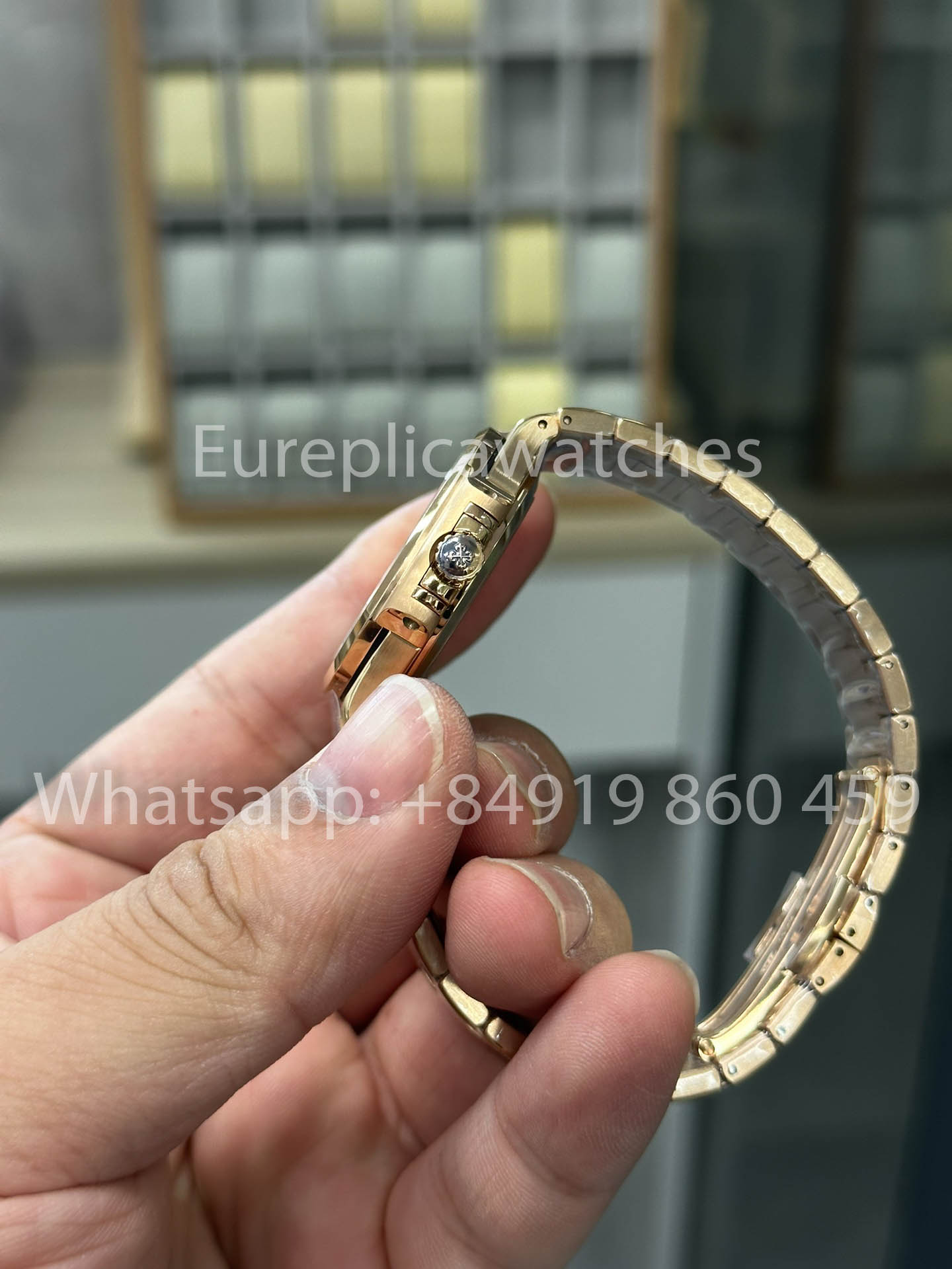 Patek Philippe Nautilus Ladies 7118/1R-010 Rose Gold 1:1 Best Clone 3K Factory