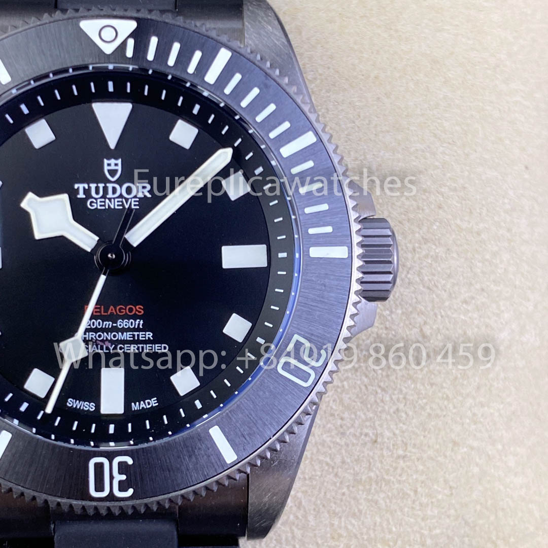 TUDOR PELAGOS M25600TB-0001 M+ Factory 1:1 Best Clone Rubber Strap