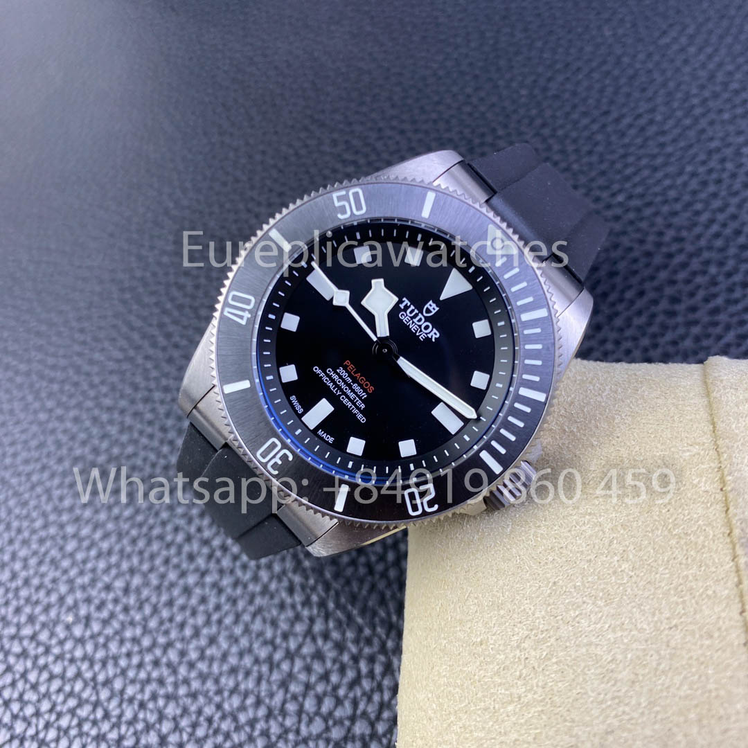 TUDOR PELAGOS M25600TB-0001 M+ Factory 1:1 Best Clone Rubber Strap