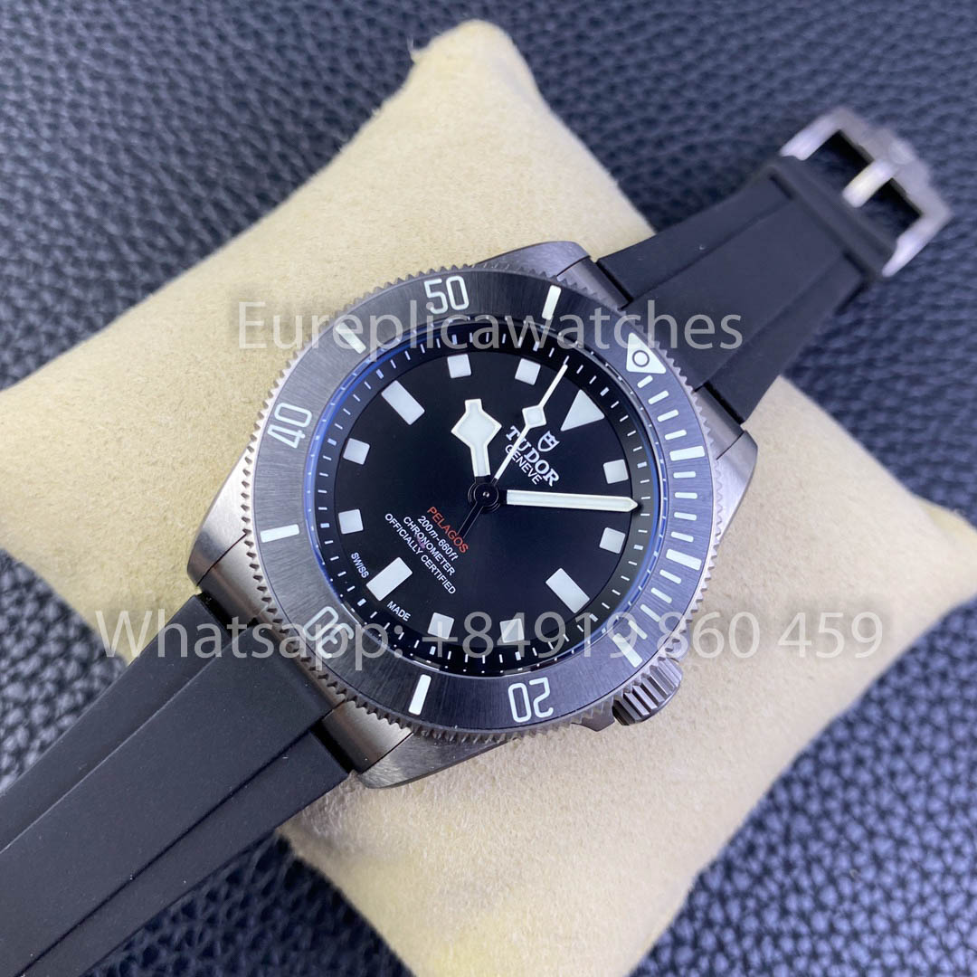 TUDOR PELAGOS M25600TB-0001 M+ Factory 1:1 Miglior cinturino in gomma clone