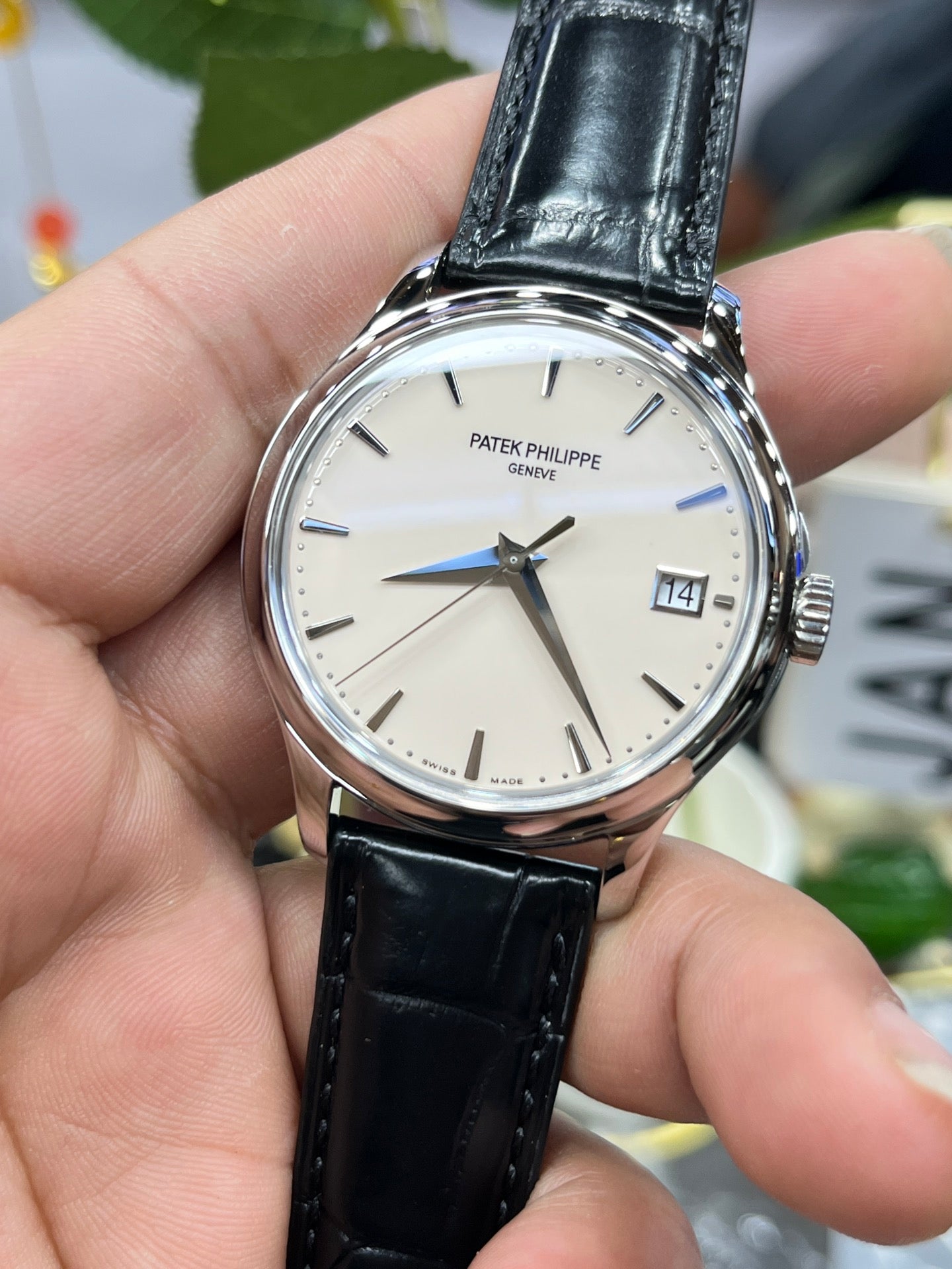 Patek Philippe Calatrava 5227G Esfera blanca 1:1 Mejor edición 3K Factory Correa de cuero negra