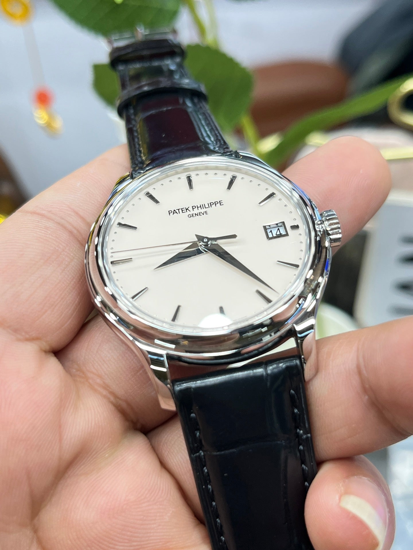 Patek Philippe Calatrava 5227G Esfera blanca 1:1 Mejor edición 3K Factory Correa de cuero negra