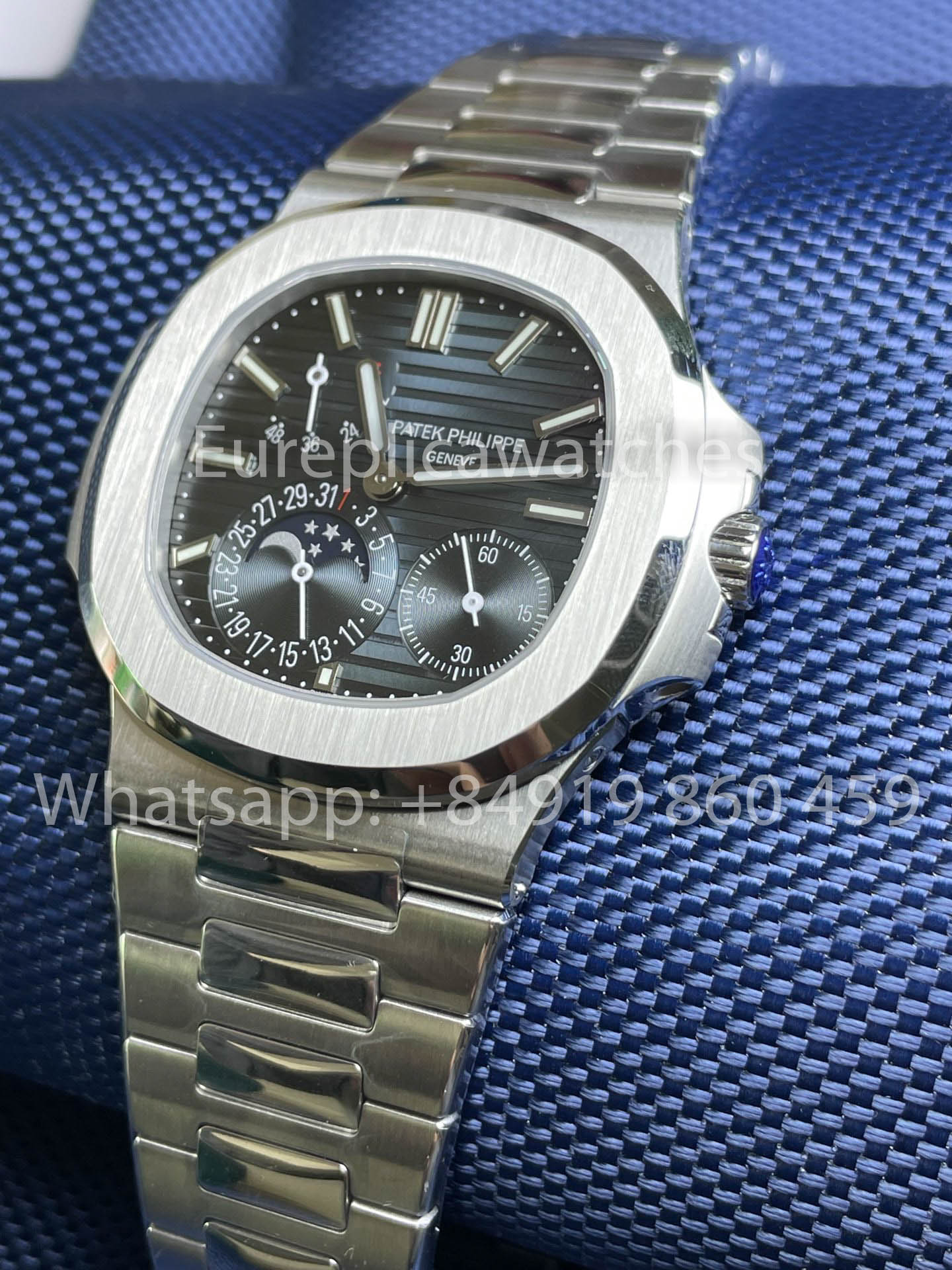 Patek Philippe Nautilus 5712/1A-001  OME Factory Version 1:1 Best Clone Watch