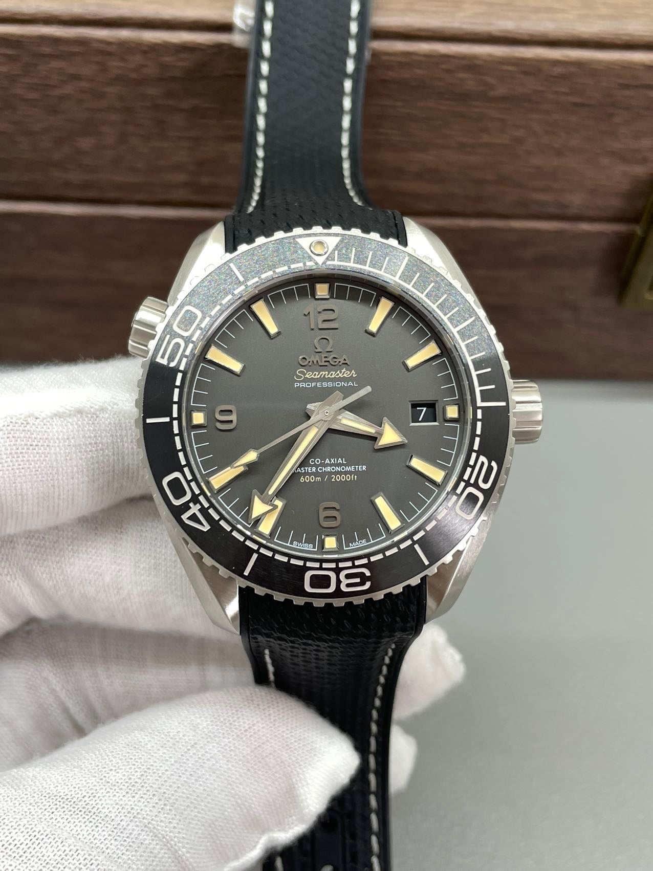 Omega Seamaster Planet Ocean 600M 215.32.44.21.01.002 VS Factory 1:1 Mejor edición