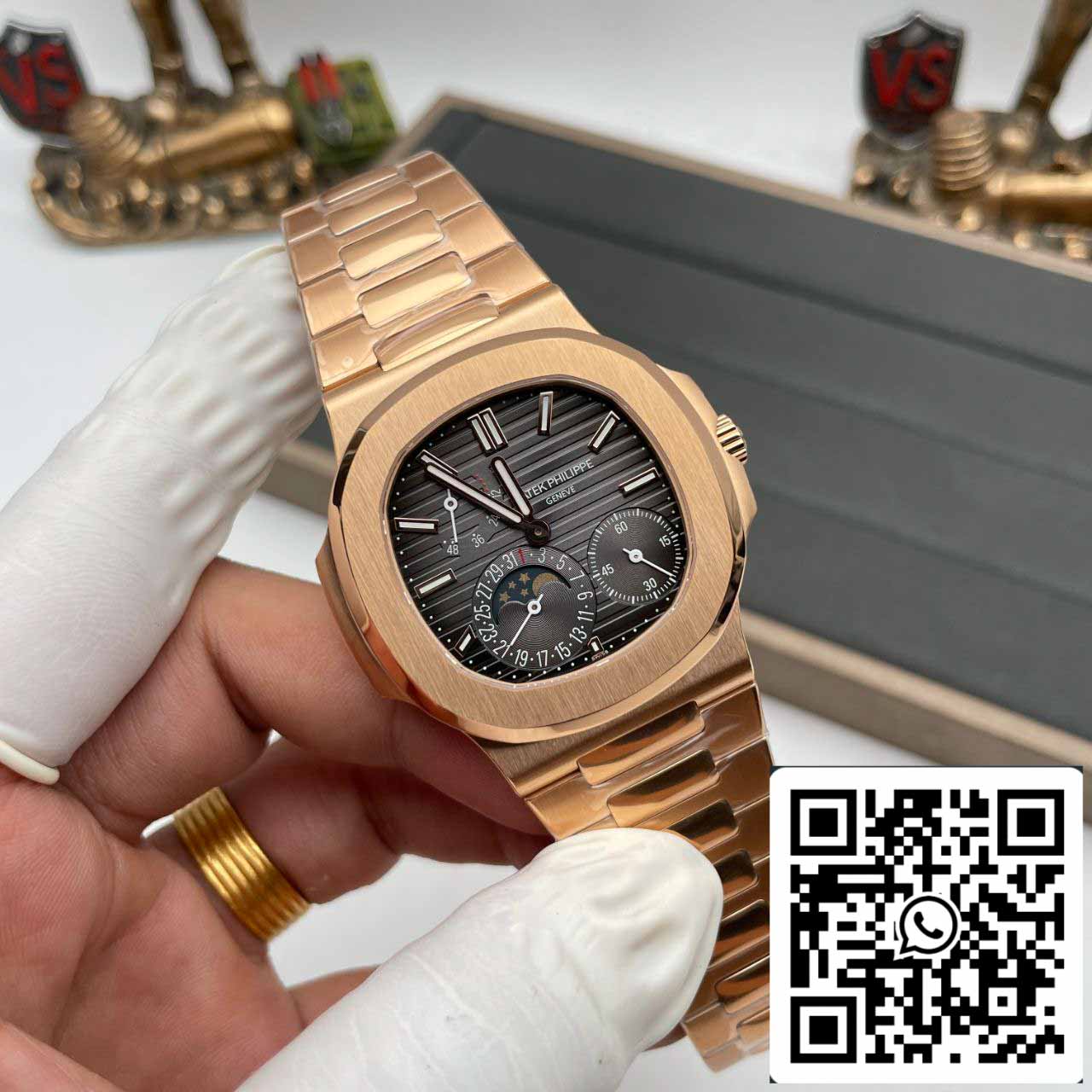 Replica Patek Philippe Nautilus 5712/1R-001 custom dial PPF V2