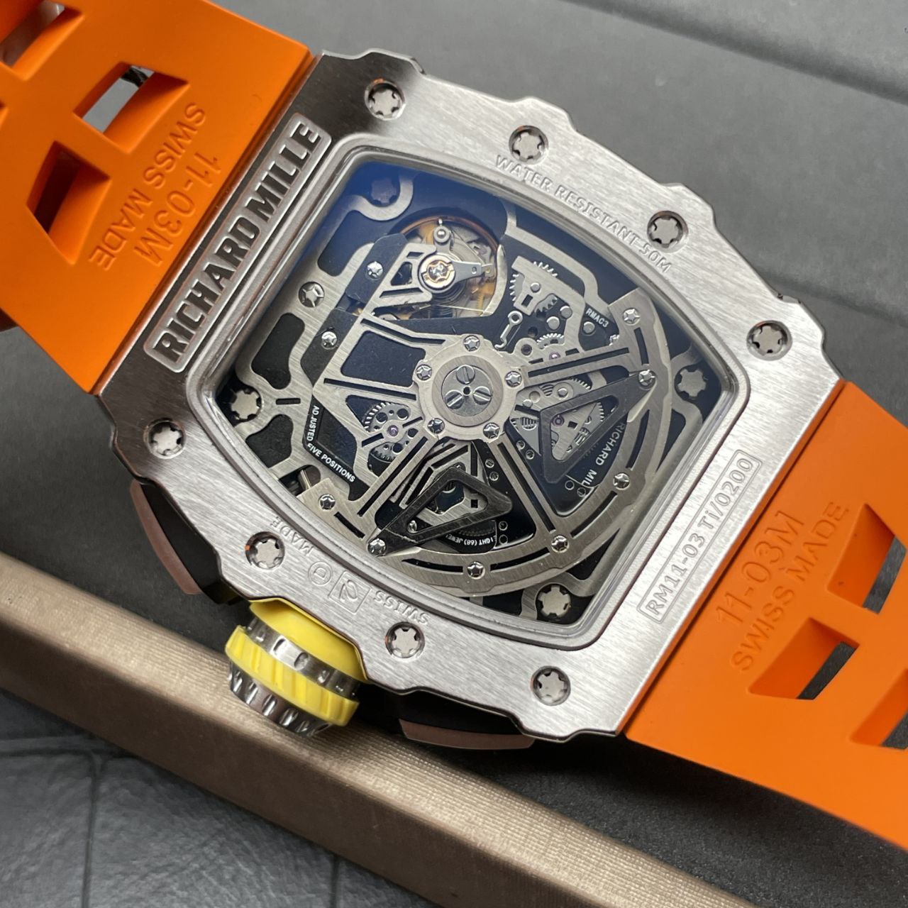 Richard Mille RM11-03 Cinturino arancione KV Factory in scala 1: 1 della migliore edizione