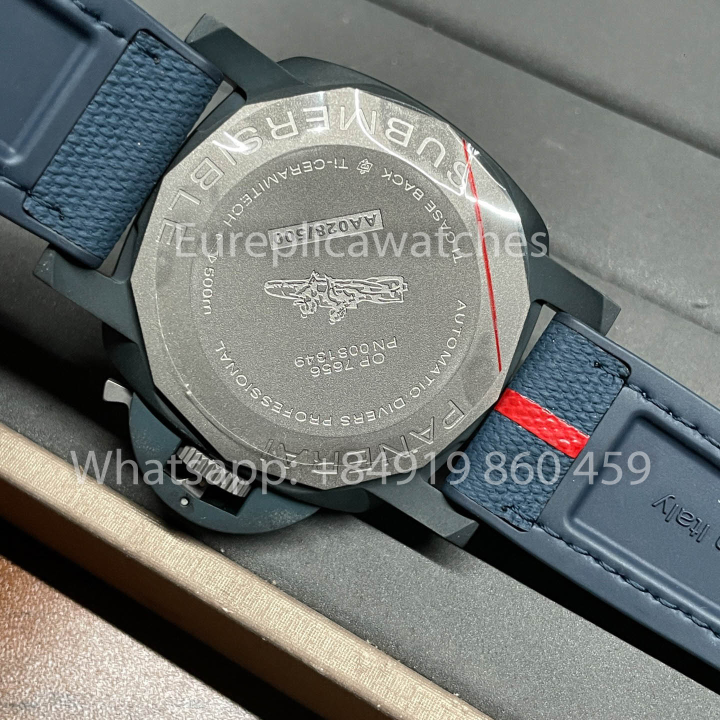 Panerai Submersible PAM 1543 QuarantaQuattro Luna Rossa 1:1 Best Clone VS Factory