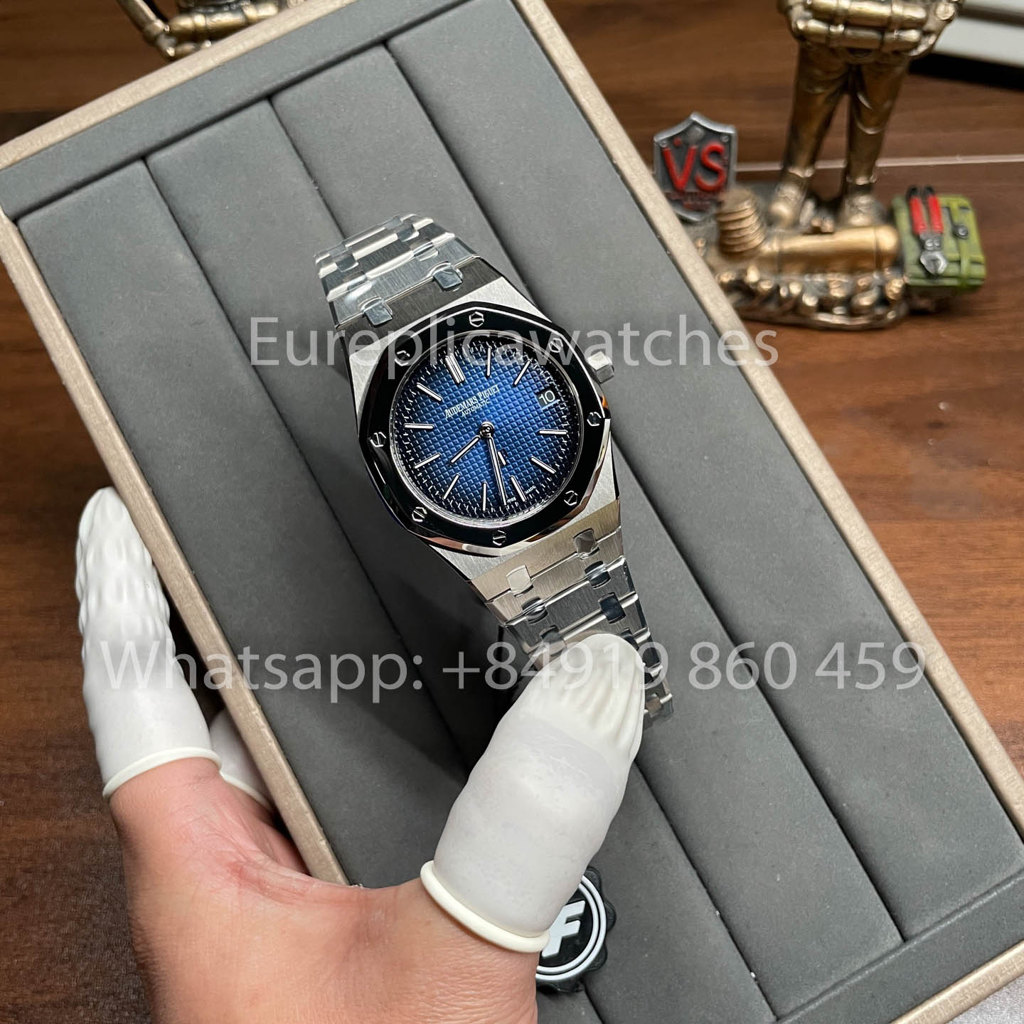 Audemars Piguet Royal Oak 15202IP.OO.1240IP.01 1:1 Best Clone ZF Factory Smoked Blue Dial