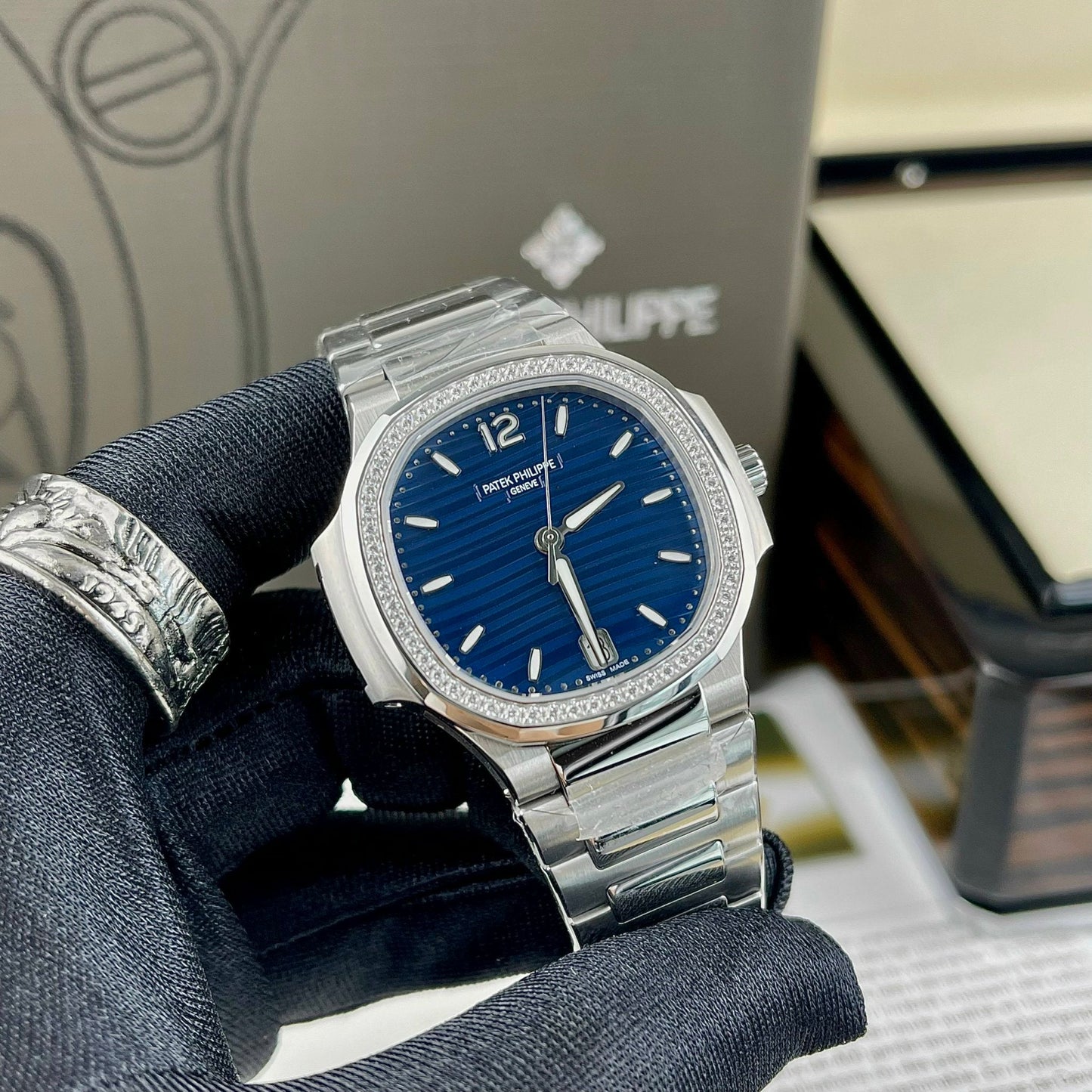 Patek Philippe Nautilus 7118/1A-001 1:1 Mejor Edición 3K Esfera Azul de Fábrica