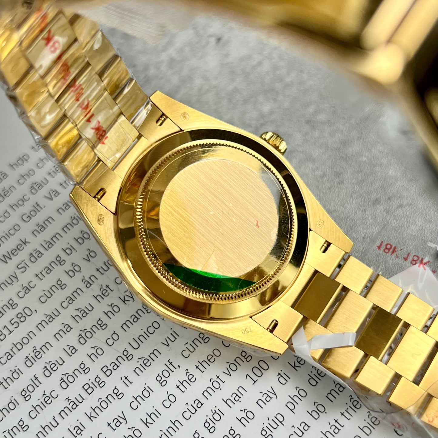 Rolex Day-Date 40 228348rbr-0002 Yellow Gold 18k gold encrusted with Artificial diamonds