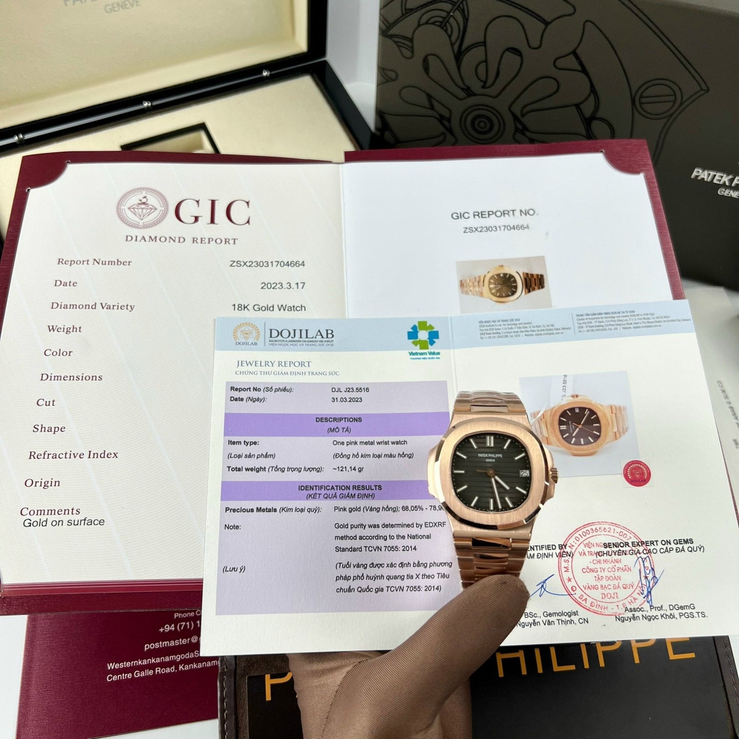 Patek Philippe Nautilus 5711/1R-001: oro rosa de 18 quilates envuelto en fábrica de 3 quilates