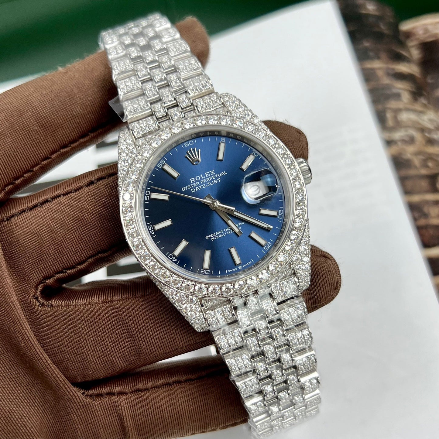 Reloj Rolex Datejust 41 con esfera azul para hombre 126334-0002 moissanita personalizado