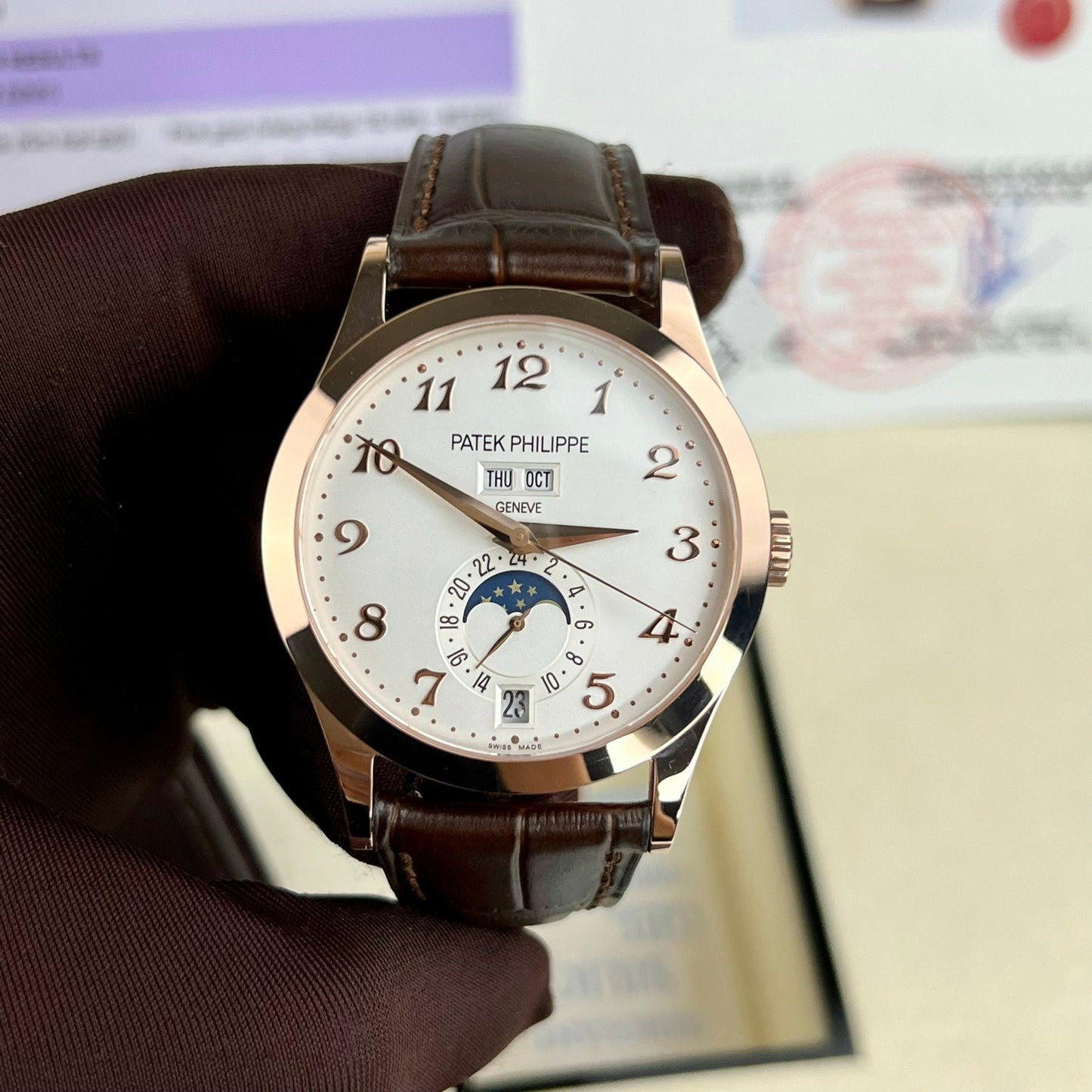 Patek Philippe Calendario annuale Complicazioni 38,5 mm Oro rosa 5396R-012 oro 18 carati