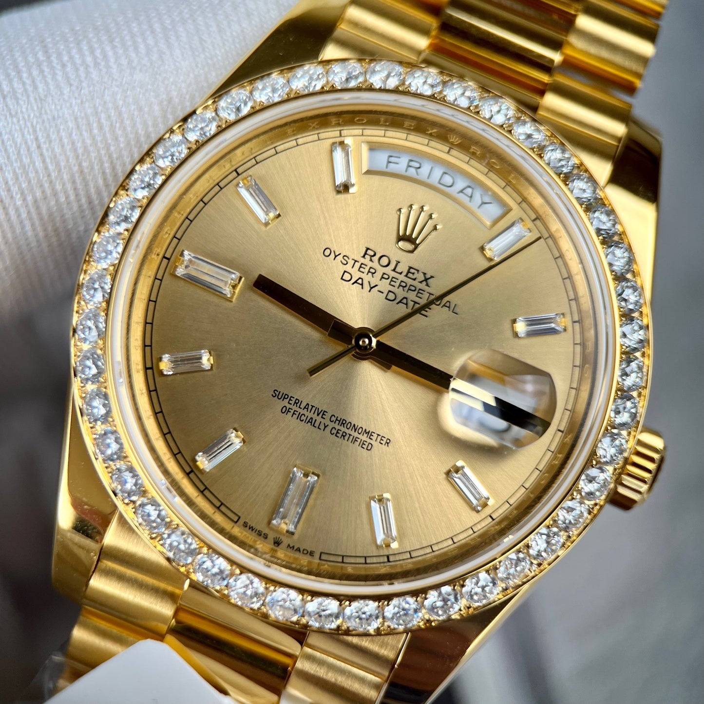 Rolex Day-Date 40 228238 Champage quadrante Gold Filled 18k Moissanite Lunetta