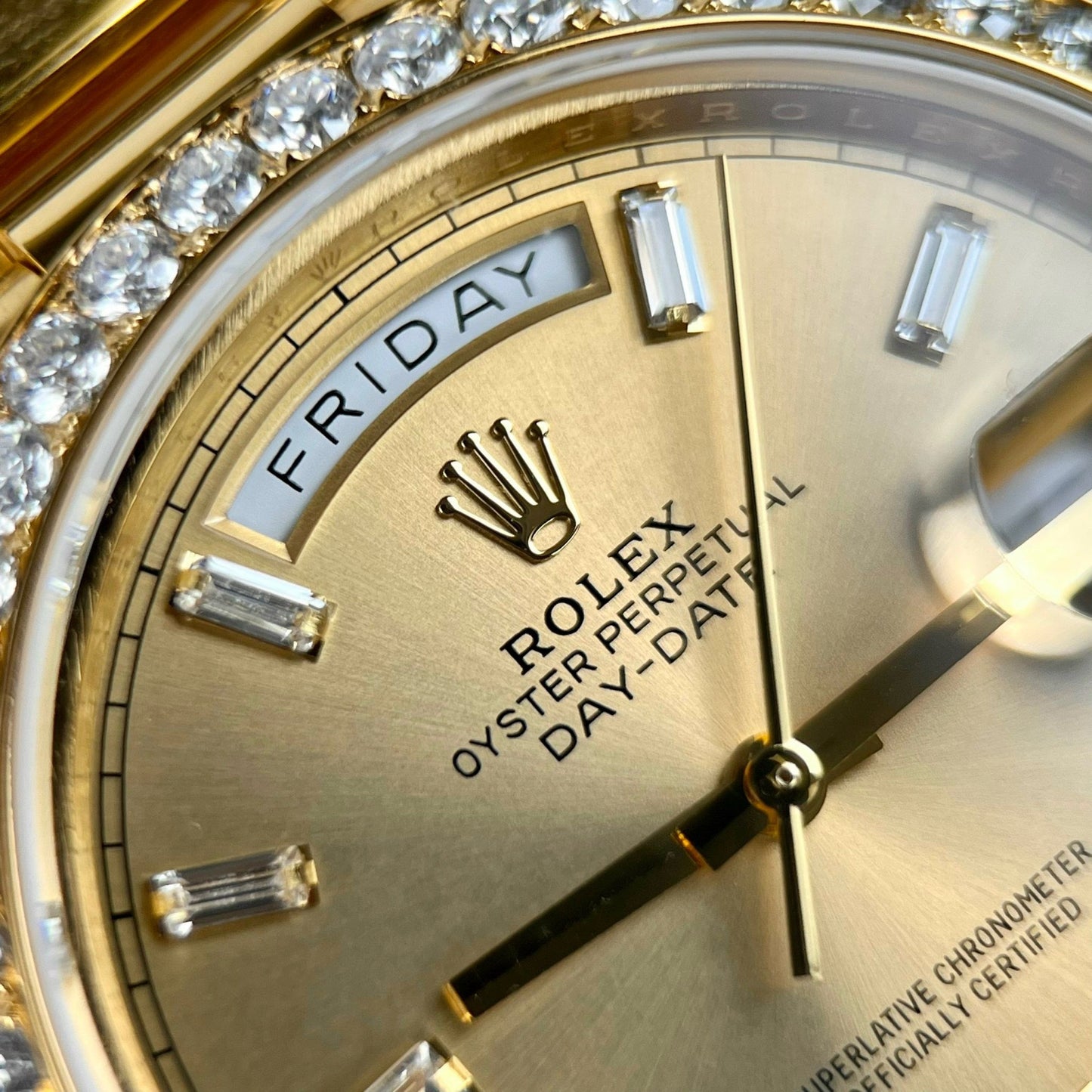 Rolex Day-Date 40 228238 Champage quadrante Gold Filled 18k Moissanite Lunetta