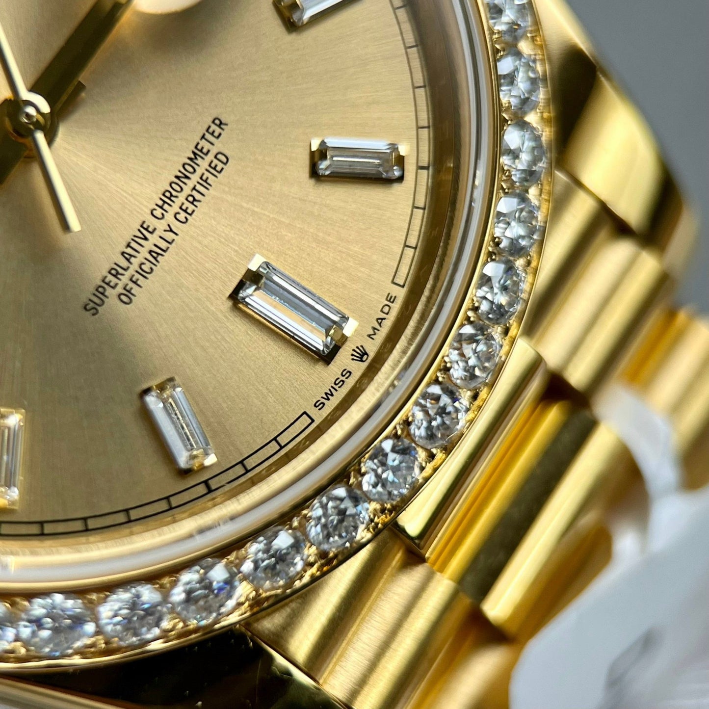 Rolex Day-Date 40 228238 Champage quadrante Gold Filled 18k Moissanite Lunetta