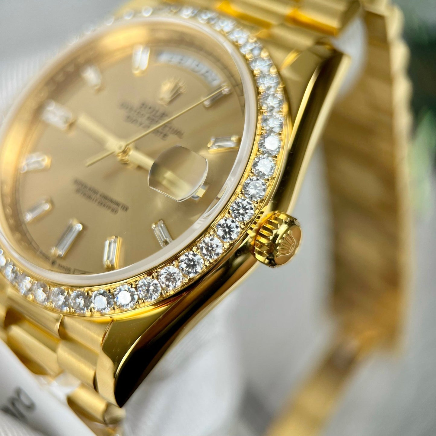 Rolex Day-Date 40 228238 Champage quadrante Gold Filled 18k Moissanite Lunetta