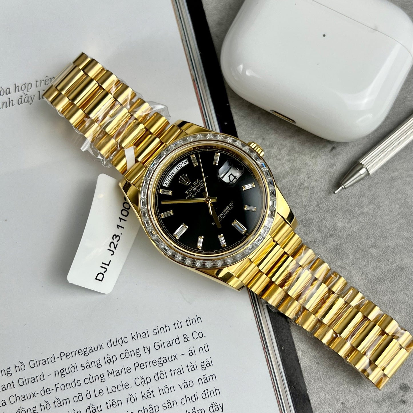 Rolex Day-Date 40 228398TBR envuelto en oro amarillo de 18k y bisel de moissanita Baguette