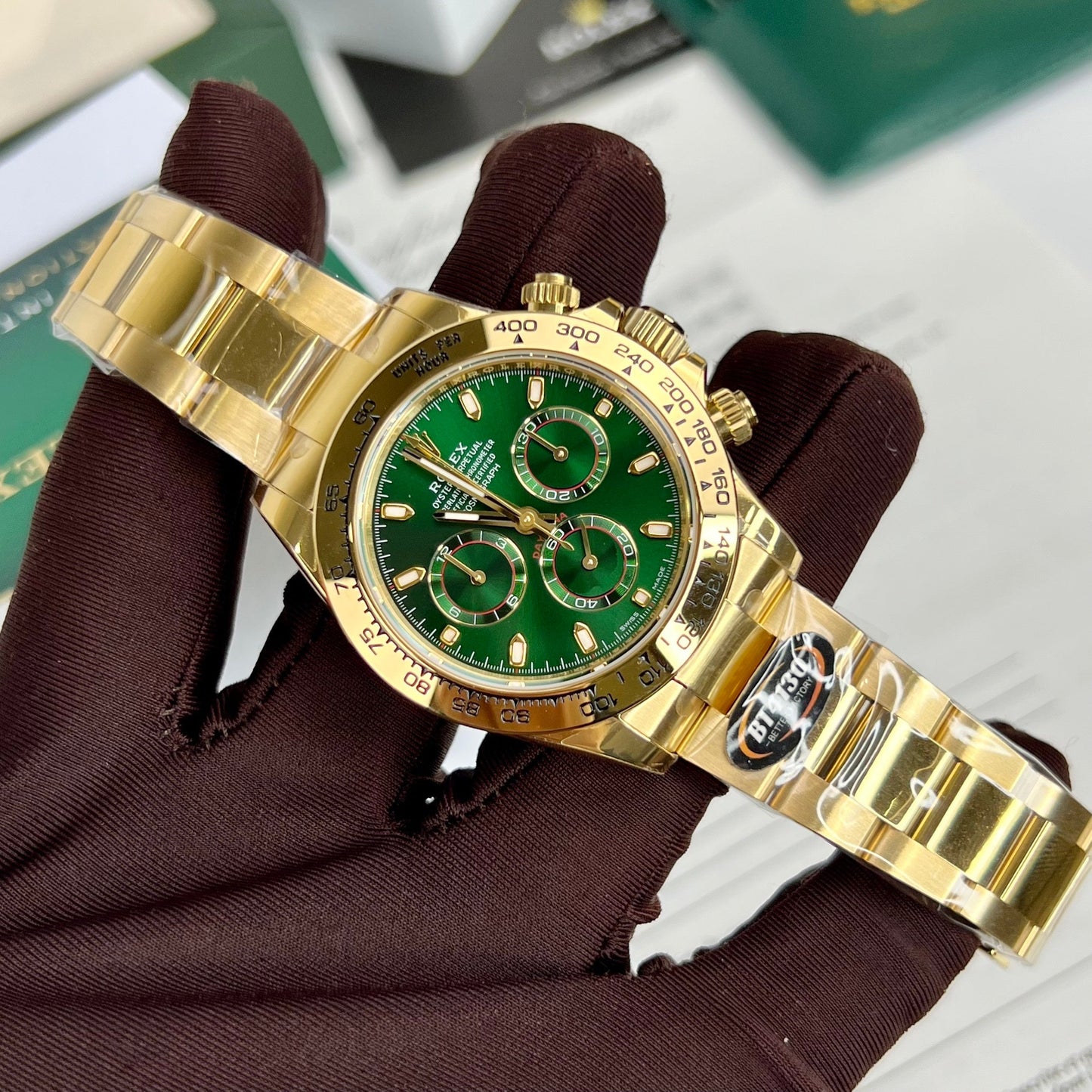 Orologio Rolex Cosmograph Daytona 40 in oro giallo quadrante arabo verde 116508 rivestito in oro giallo 18 carati