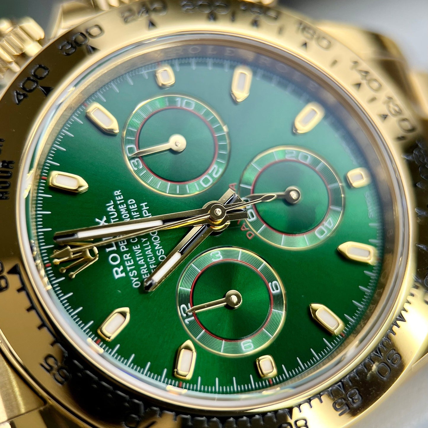 Orologio Rolex Cosmograph Daytona 40 in oro giallo quadrante arabo verde 116508 rivestito in oro giallo 18 carati