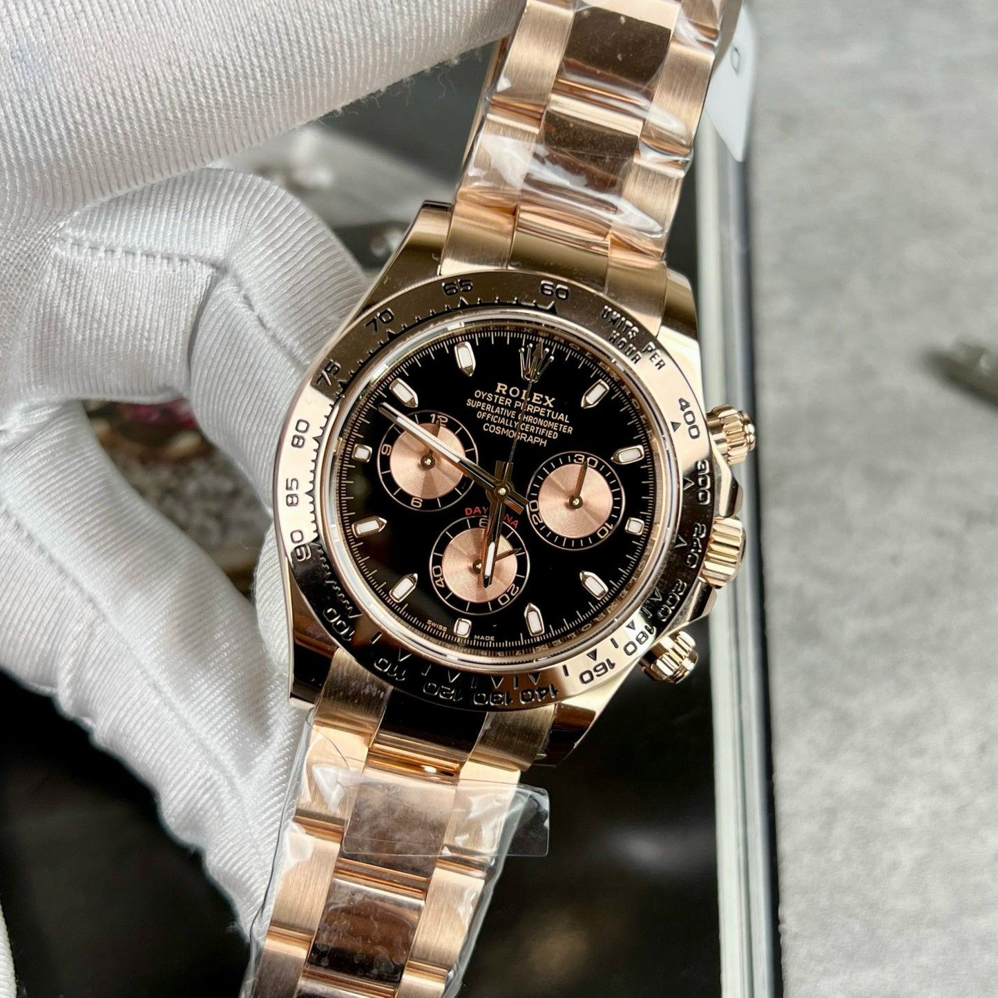 Rolex Cosmograph Daytona M116505-0008 18k Everose Gold Filled