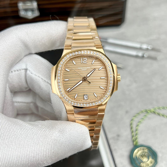 Patek Philippe Nautilus 7118/1R-010 Oro de 18k relleno de fábrica 3k con esfera amarilla