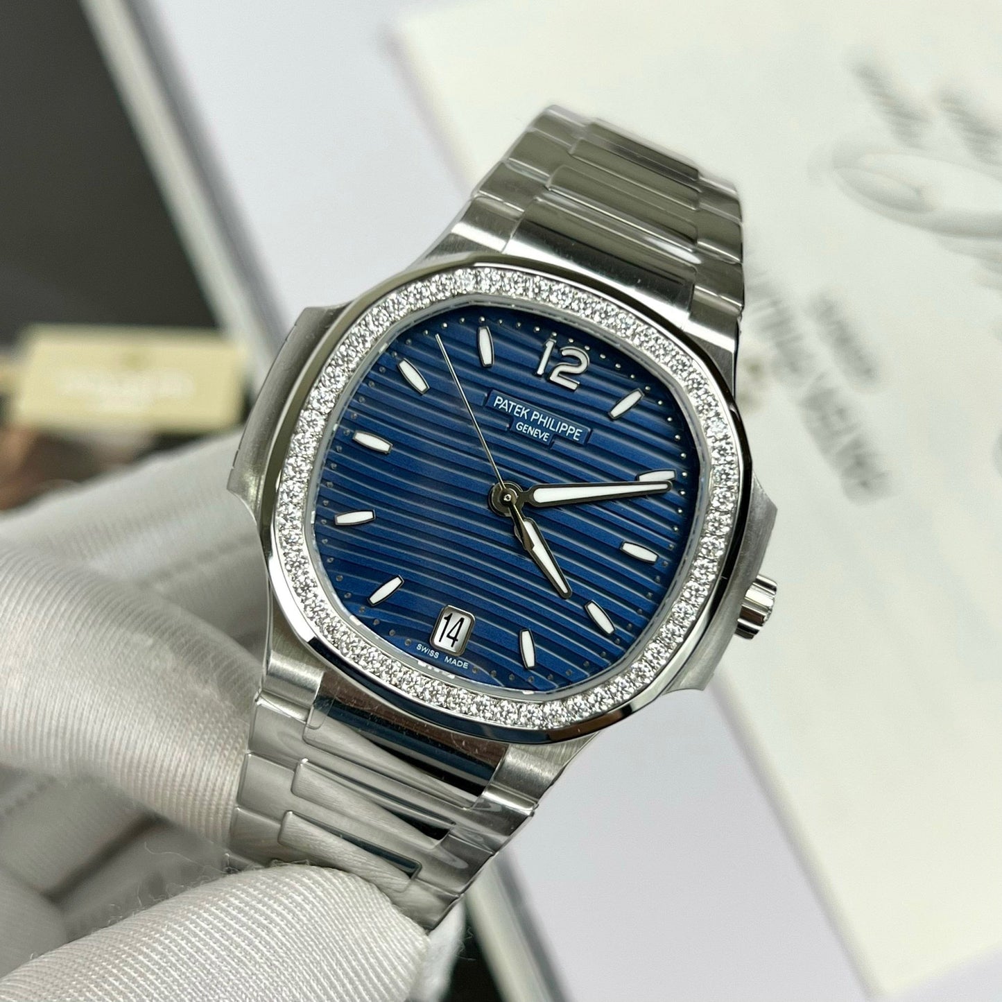 Patek Philippe Nautilus 7118/1A-001 Moissanite 3K personalizado Esfera azul de fábrica