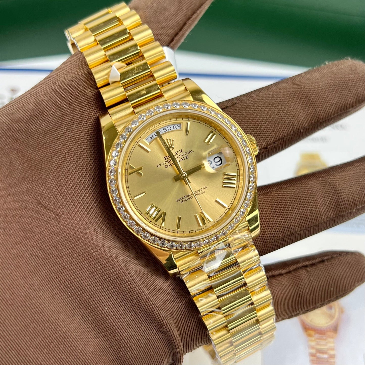 Rolex Day-Date 40mm 228238-0006 coated 18k yellow gold Best 1:1 Edition moissanite bezel