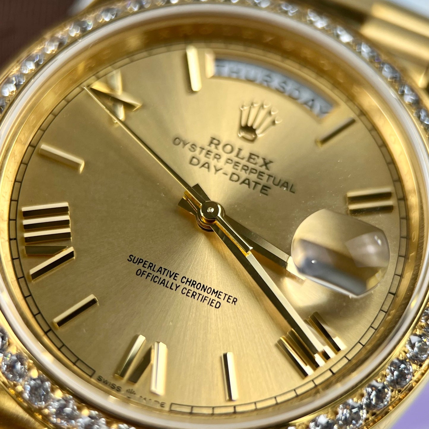 Rolex Day-Date 40mm 228238-0006 rivestito in oro giallo 18 carati Migliore lunetta in moissanite edizione 1:1