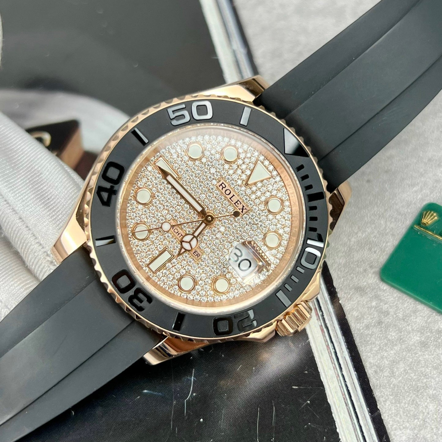 Rolex Yacht-Master 40 126655 Quadrante in pietra pavé - Movimento 3235 rivestito in oro 18 carati e moissanite