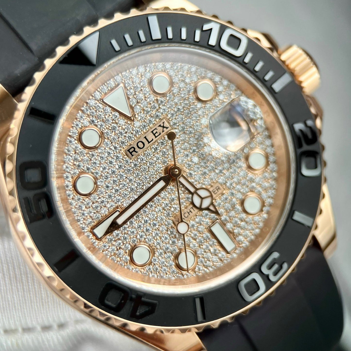 Rolex Yacht-Master 40 126655 Quadrante in pietra pavé - Movimento 3235 rivestito in oro 18 carati e moissanite